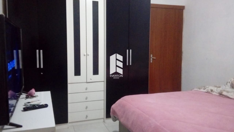 Imagem Casa com 2 Quartos à Venda, 200 m² em Noal - Santa Maria