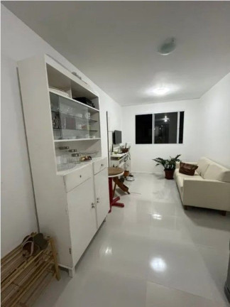 Apartamento com 2 Quartos à Venda, 40 m² em Abrantes - Camaçari
