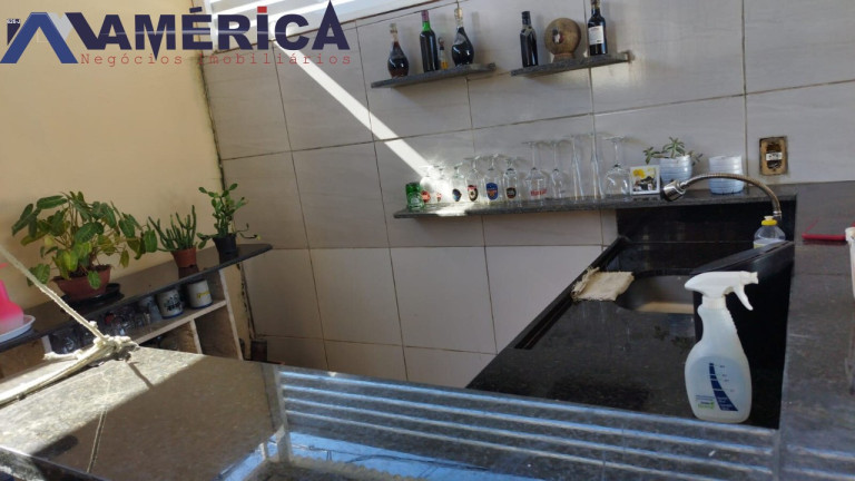 Imagem Casa com 3 Quartos à Venda, 300 m² em Ernesto Geisel - João Pessoa Imagem Casa com 3 Quartos à Venda, 300 m² em Ernesto Geisel - João Pessoa