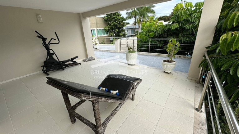 Imagem Casa com 4 Quartos à Venda, 525 m² em Outeiro Da Glória - Porto Seguro Imagem Casa com 4 Quartos à Venda, 525 m² em Outeiro Da Glória - Porto Seguro