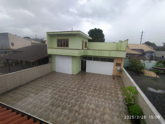 Imagem Casa com 3 Quartos à Venda, 300 m² em Jardim Iririú - Joinville Imagem Casa com 3 Quartos à Venda, 300 m² em Jardim Iririú - Joinville