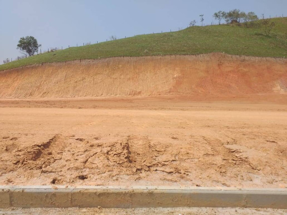 Imagem Terreno à Venda, 360 m² em Rio Bonito Imagem Terreno à Venda, 360 m² em Rio Bonito