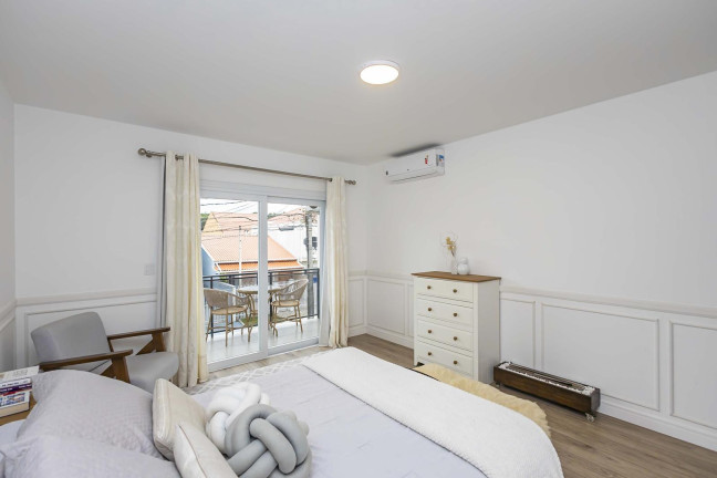 Imagem Sobrado com 3 Quartos à Venda, 225 m² em Campo Comprido - Curitiba Imagem Sobrado com 3 Quartos à Venda, 225 m² em Campo Comprido - Curitiba