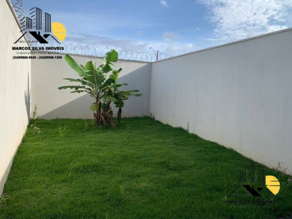 Imagem Casa com 3 Quartos à Venda, 83 m² em Laranjeiras - Uberlândia