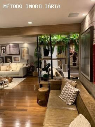 Imagem Imóvel com 2 Quartos à Venda, 121 m² em Pinheiros - São Paulo