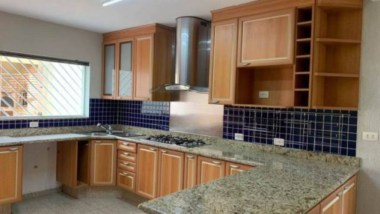Imagem Sobrado com 3 Quartos à Venda, 183 m² em Vila Floresta - Santo André Imagem Sobrado com 3 Quartos à Venda, 183 m² em Vila Floresta - Santo André