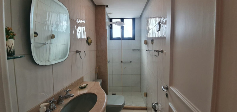 Imagem Apartamento com 4 Quartos à Venda, 150 m² em Icaraí - Niterói