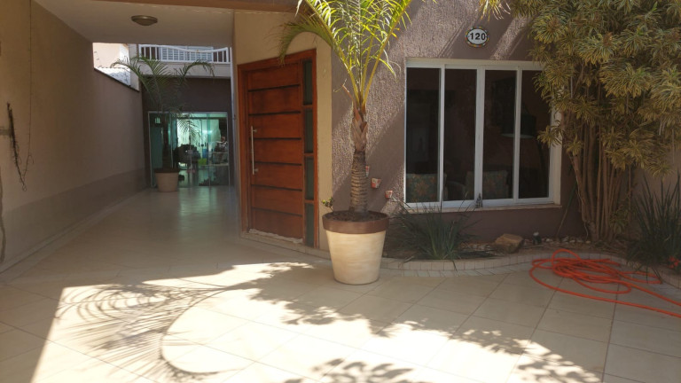 Imagem Casa com 4 Quartos à Venda, 234 m² em Jardim Tulipas - Sorocaba Imagem Casa com 4 Quartos à Venda, 234 m² em Jardim Tulipas - Sorocaba