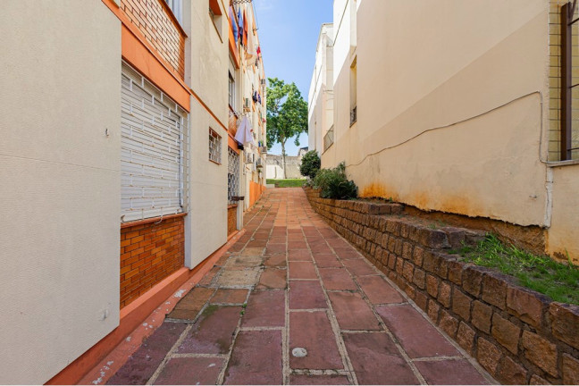 Imagem Apartamento com 2 Quartos à Venda, 48 m² em Passo Da Areia - Porto Alegre
