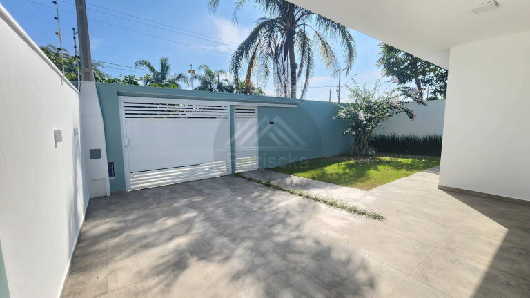 Imagem Casa com 3 Quartos à Venda, 306 m² em Balneario Santa Julia - Itanhaém Imagem Casa com 3 Quartos à Venda, 306 m² em Balneario Santa Julia - Itanhaém