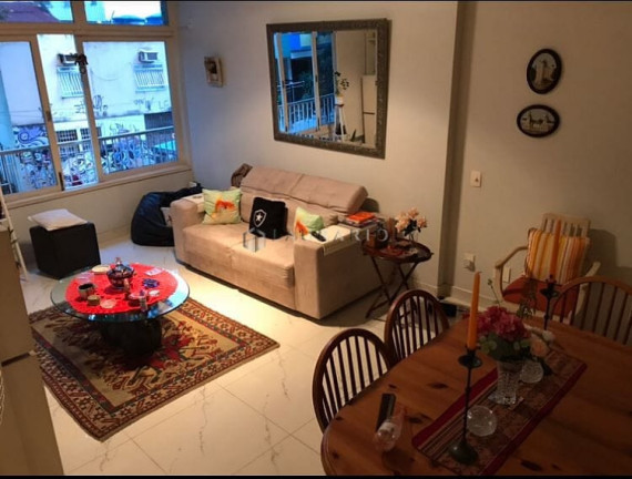 Imagem Apartamento com 3 Quartos à Venda, 120 m² em Copacabana - Rio De Janeiro