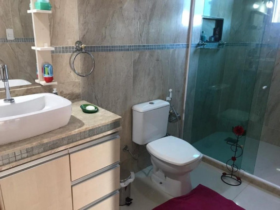 Casa com 4 Quartos à Venda, 436 m² em Glória - Macaé