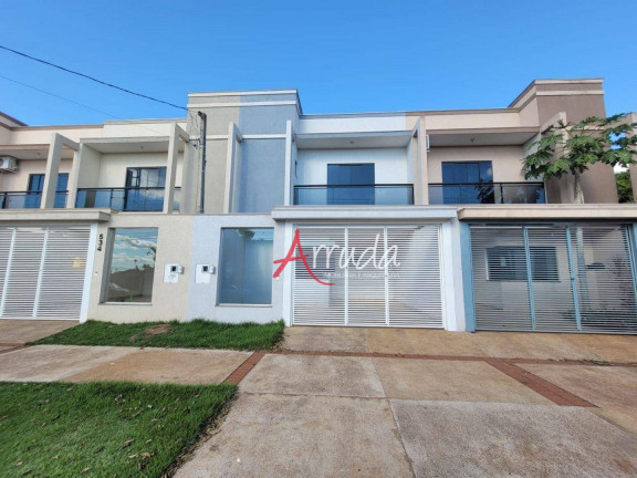 Sobrado com 2 Quartos à Venda, 106 m² em Coqueiral - Cascavel
