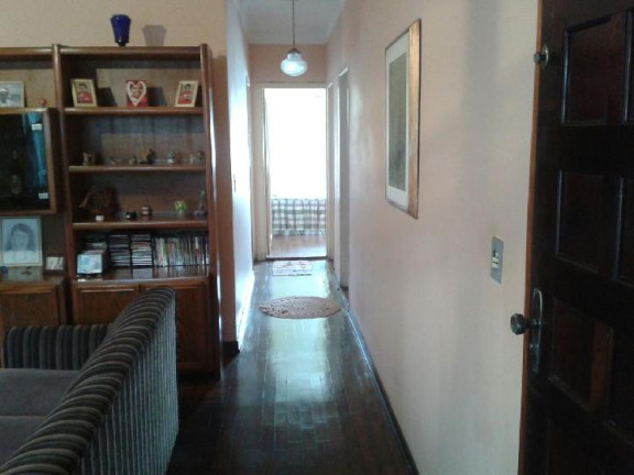 Imagem Casa à Venda, em Vila Maria Helena - Carapicuíba Imagem Casa à Venda, em Vila Maria Helena - Carapicuíba