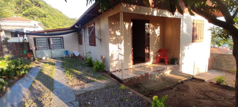 Casa com 3 Quartos à Venda, 364 m² em Nossa Senhora Do Perpétuo Socorro - Santa Maria