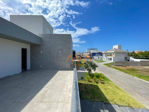 Imagem Casa com 4 Quartos à Venda, 450 m² em Ingleses - Florianópolis Imagem Casa com 4 Quartos à Venda, 450 m² em Ingleses - Florianópolis