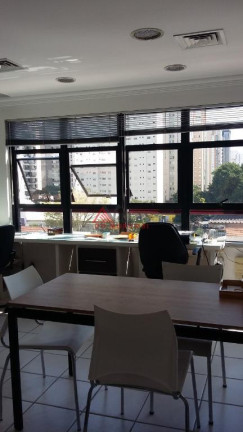 Imagem Ponto Comercial à Venda, em Moema - São Paulo Imagem Ponto Comercial à Venda, em Moema - São Paulo