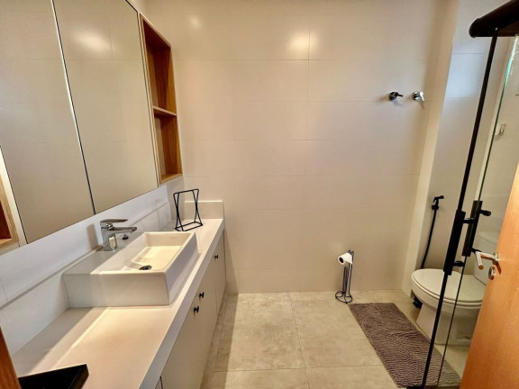 Imagem Apartamento com 3 Quartos à Venda, 130 m² em Embaré - Santos