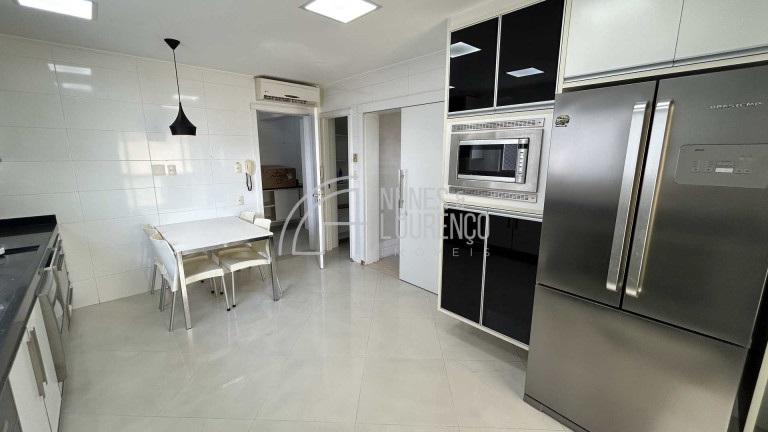 Imagem Apartamento com 3 Quartos para Alugar, 190 m² em Embaré - Santos