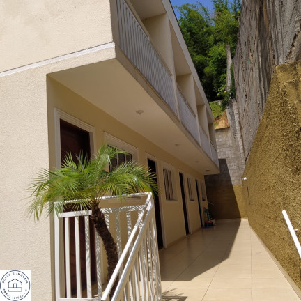 Sobrado com 2 Quartos à Venda, 65 m² em Pouso Alegre - Franco Da Rocha