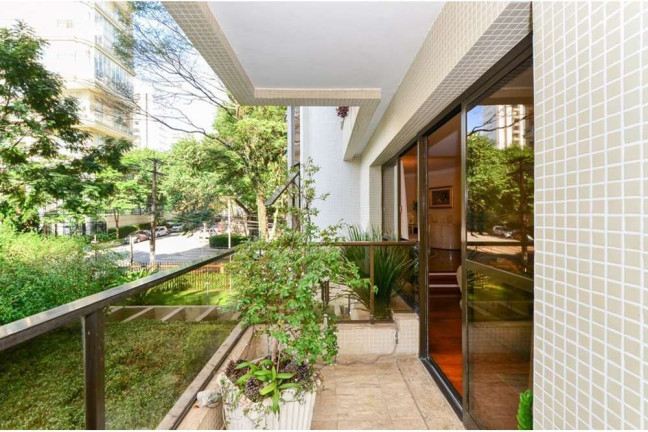 Imagem Imóvel com 4 Quartos à Venda, 267 m² em Moema - São Paulo