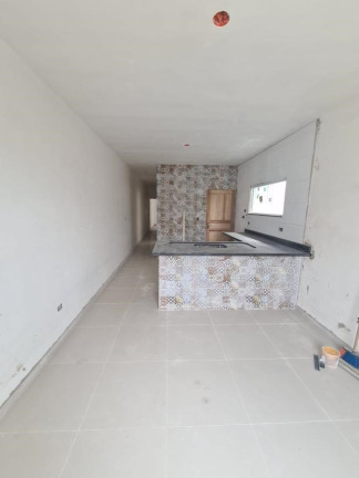 Imagem Casa com 2 Quartos à Venda, 63 m² em Balneario Dos Golfinhos - Caraguatatuba