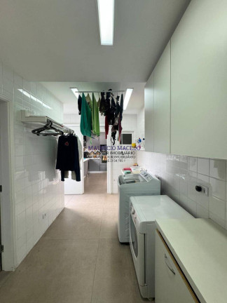 Imagem Casa com 3 Quartos à Venda, 407 m² em Alphaville - Santana De Parnaíba Imagem Casa com 3 Quartos à Venda, 407 m² em Alphaville - Santana De Parnaíba