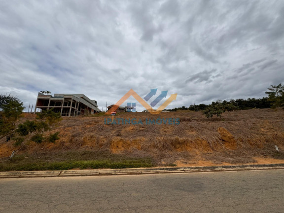 Terreno à Venda, 680 m² em Gran Royalle - Santana Do Paraíso