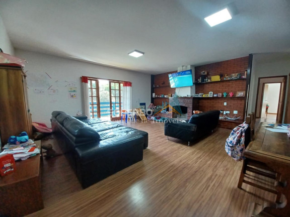 Imagem Casa com 4 Quartos à Venda, 1.600 m² em Cascata Do Imbuí - Teresópolis Imagem Casa com 4 Quartos à Venda, 1.600 m² em Cascata Do Imbuí - Teresópolis