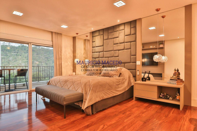 Imagem Casa com 4 Quartos à Venda, 710 m² em Tambore 10 - Barueri Imagem Casa com 4 Quartos à Venda, 710 m² em Tambore 10 - Barueri