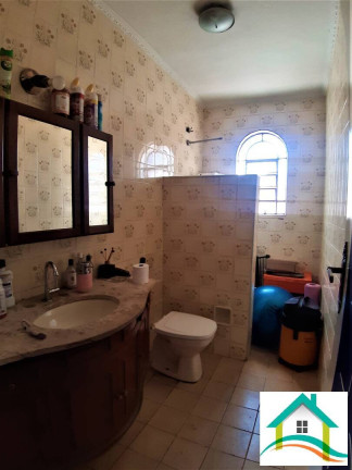Imagem Casa com 3 Quartos à Venda, 255 m² em Vila Palmares - Santo André