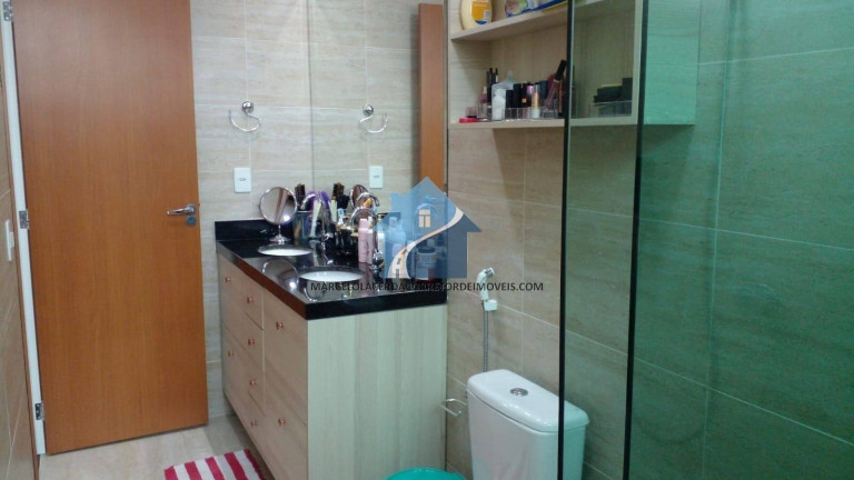Imagem Casa com 6 Quartos à Venda, 300 m² em Adrianópolis - Manaus