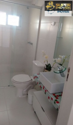 Imagem Casa com 3 Quartos à Venda, 143 m² em Laranjal - Pelotas