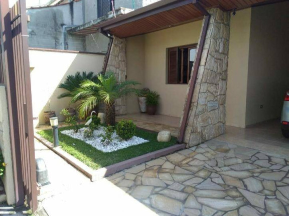 Imagem Casa com 4 Quartos à Venda, 250 m² em Esplanada Independência - Taubaté Imagem Casa com 4 Quartos à Venda, 250 m² em Esplanada Independência - Taubaté