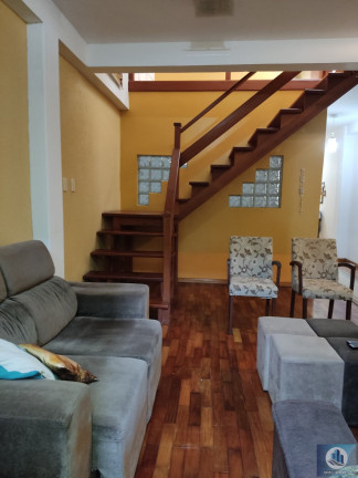 Imagem Sobrado com 2 Quartos à Venda, 144 m² em Centro - Pelotas