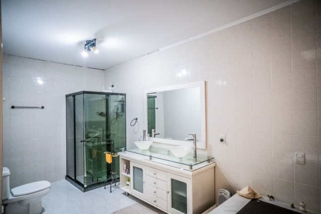 Imagem Imóvel com 3 Quartos à Venda,  em Vila Ipiranga - Porto Alegre