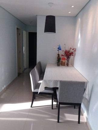 Imagem Apartamento com 2 Quartos à Venda, 50 m² em Vila Mercês - Carapicuíba