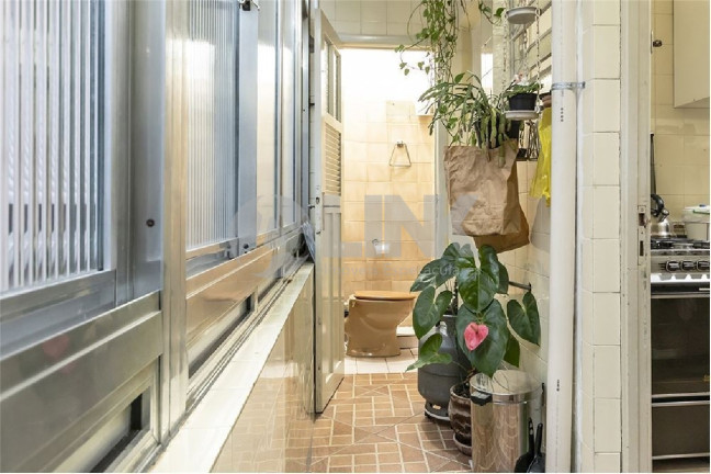 Imagem Apartamento com 3 Quartos à Venda, 113 m² em Menino Deus - Porto Alegre Imagem Apartamento com 3 Quartos à Venda, 113 m² em Menino Deus - Porto Alegre