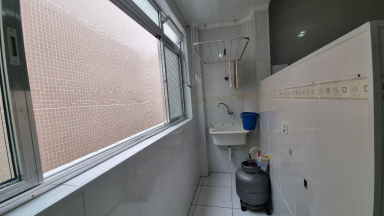 Imagem Apartamento com 2 Quartos à Venda, 65 m² em Astúrias - Guarujá