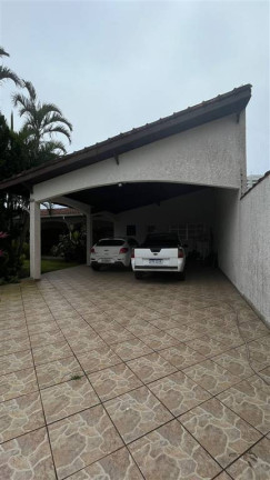 Imagem Casa com 3 Quartos à Venda, 400 m² em Florida - Praia Grande Imagem Casa com 3 Quartos à Venda, 400 m² em Florida - Praia Grande