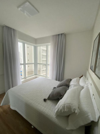 Imagem Apartamento com 3 Quartos à Venda, 182 m² em Centro - Balneário Camboriú Imagem Apartamento com 3 Quartos à Venda, 182 m² em Centro - Balneário Camboriú