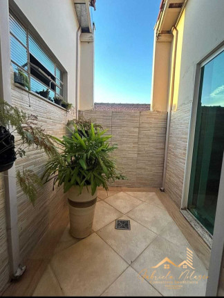 Imagem Casa com 3 Quartos à Venda, 300 m² em Santa Cruz - Mogi Mirim