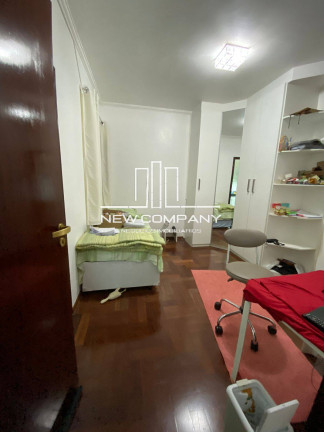 Imagem Casa com 5 Quartos à Venda, em Vila Curuça - Santo André Imagem Casa com 5 Quartos à Venda, em Vila Curuça - Santo André