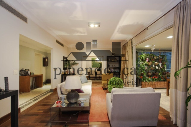 Imagem Apartamento com 3 Quartos à Venda, 264 m² em Pinheiros - São Paulo Imagem Apartamento com 3 Quartos à Venda, 264 m² em Pinheiros - São Paulo