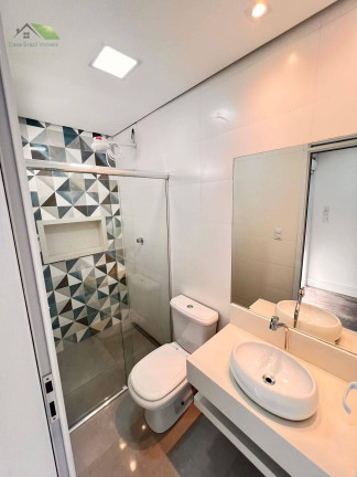 Imagem Casa de Condomínio com 3 Quartos à Venda, 205 m²