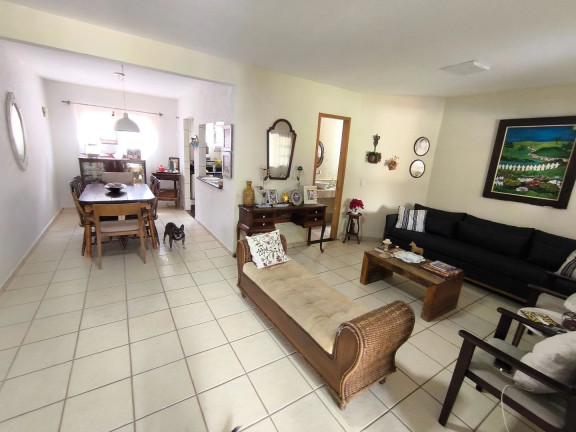 Imagem Casa com 3 Quartos à Venda, 220 m² em Parque Acalanto - Goiania Imagem Casa com 3 Quartos à Venda, 220 m² em Parque Acalanto - Goiania