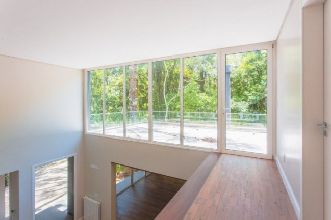 Imagem Casa de Condomínio com 4 Quartos à Venda, 344 m² em Centro - Gramado