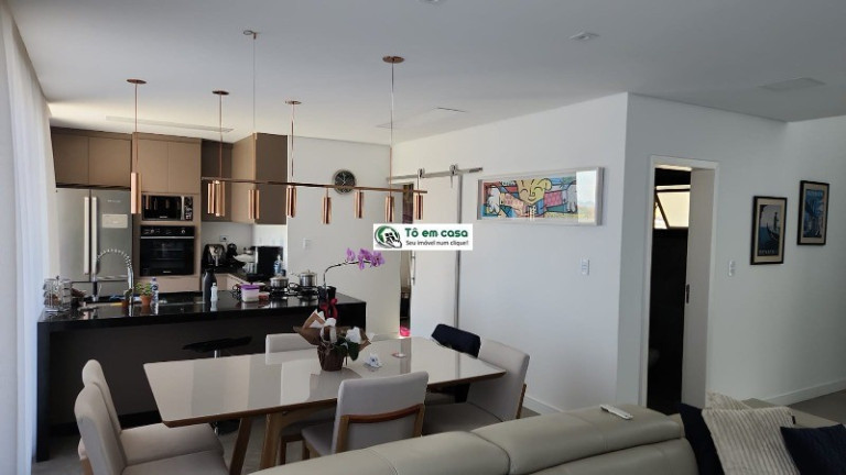 Imagem Casa com 3 Quartos à Venda, 205 m² em Loteamento Residencial Parque Lago Dourado - Jacareí Imagem Casa com 3 Quartos à Venda, 205 m² em Loteamento Residencial Parque Lago Dourado - Jacareí