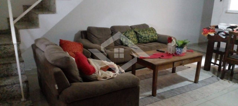 Casa com 8 Quartos à Venda, 380 m² em Campo Grande - Rio De Janeiro