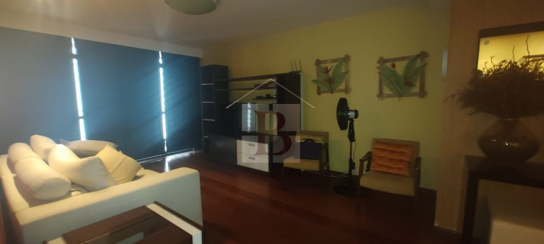 Imagem Imóvel com 3 Quartos à Venda, 150 m² em Icaraí - Niterói Imagem Imóvel com 3 Quartos à Venda, 150 m² em Icaraí - Niterói